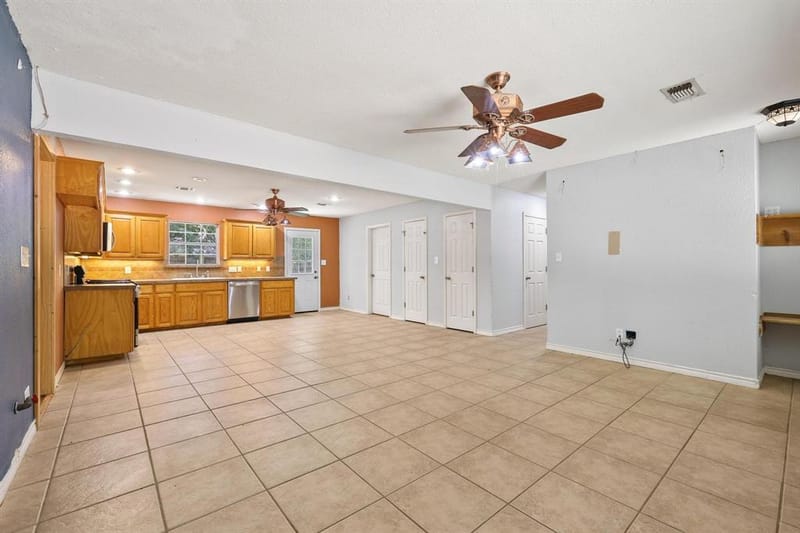 207 W South Street, Whitesboro TX 76273 - Photo 7