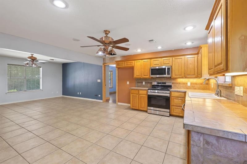 207 W South Street, Whitesboro TX 76273 - Photo 10