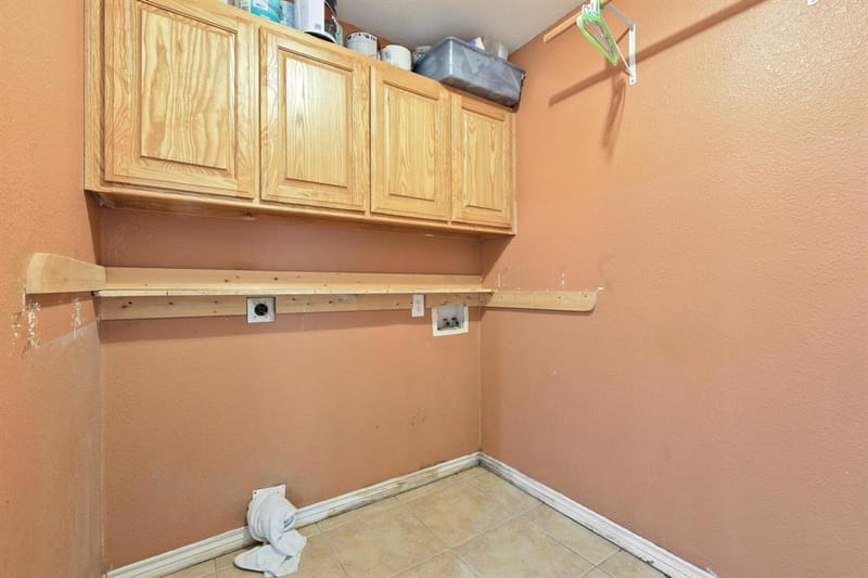 207 W South Street, Whitesboro TX 76273 - Photo 11