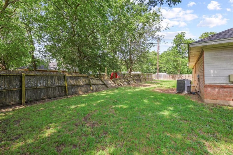 207 W South Street, Whitesboro TX 76273 - Photo 25