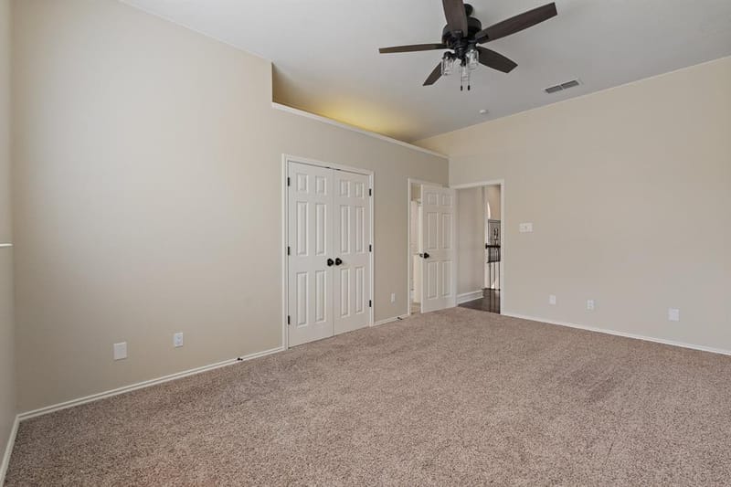 6035 Oak Hollow Drive, Burleson TX 76028 - Photo 29
