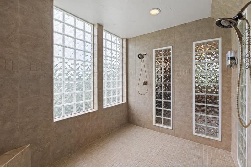 6035 Oak Hollow Drive, Burleson TX 76028 - Photo 21