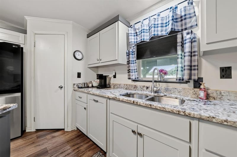 1465 County Road 3690, Paradise TX 76073 - Photo 12