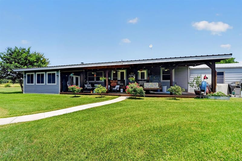 1465 County Road 3690, Paradise TX 76073 - Photo 4