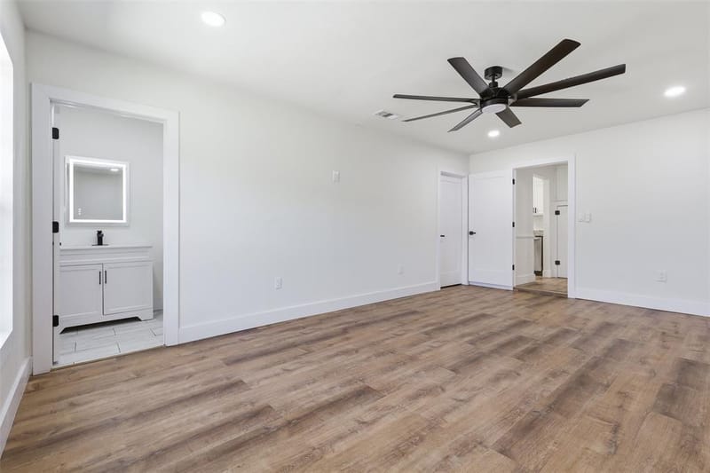 318 NE Michael Drive, Burleson TX 76028 - Photo 3