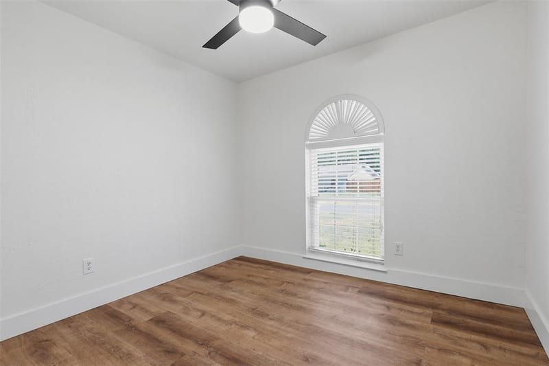318 NE Michael Drive, Burleson TX 76028 - Photo 19