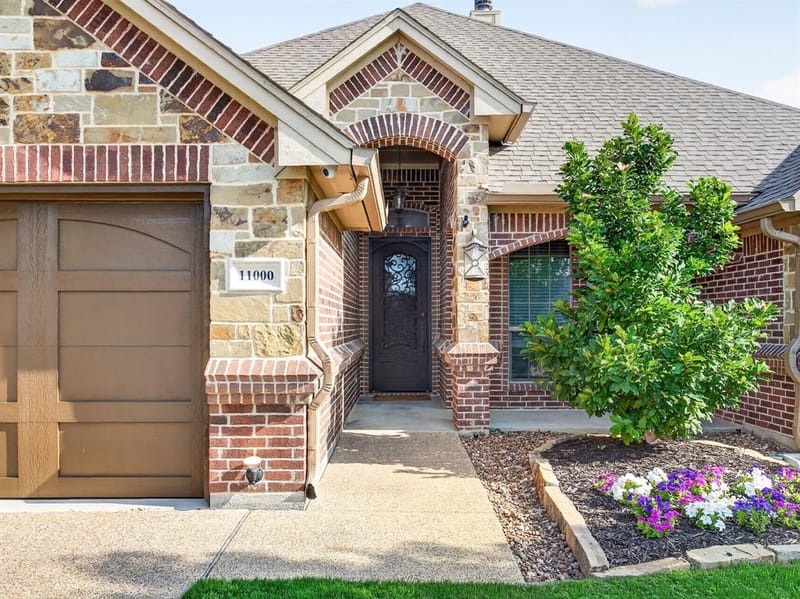 11000 Wanamaker Drive, Benbrook TX 76126 - Photo 3