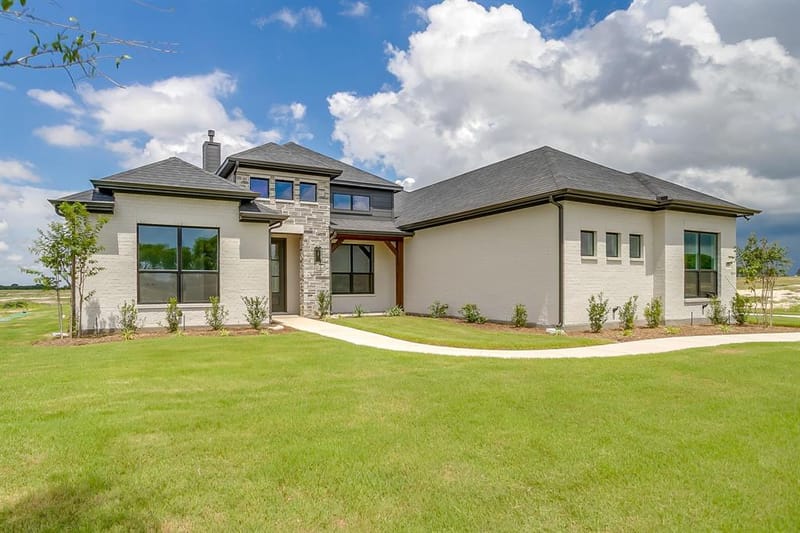 10100 Bartlett Peak Drive, Waxahachie TX 75167 - Photo 2