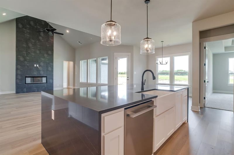 10121 Baldy Mountain Drive, Waxahachie TX 75167 - Photo 6