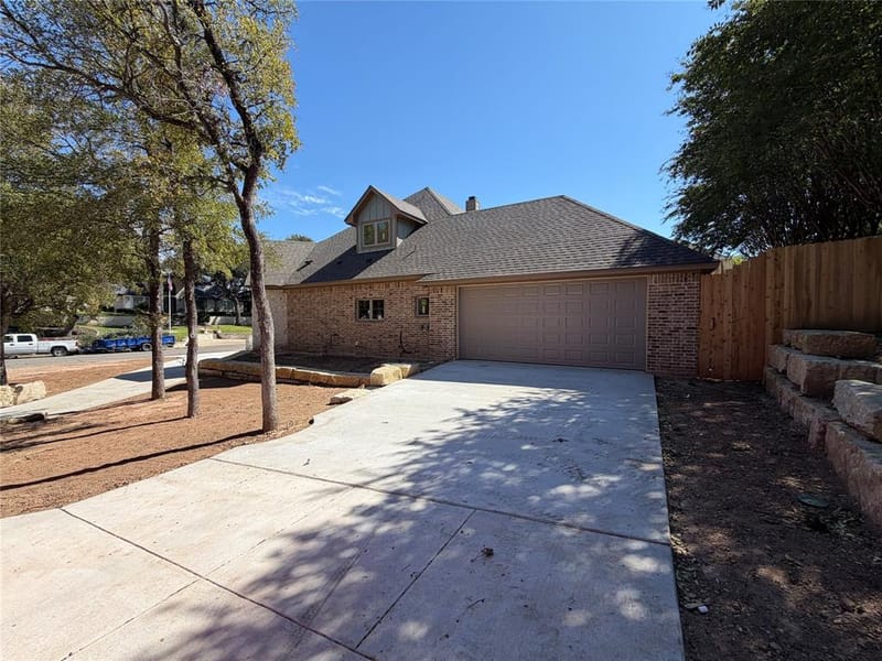 416 Keys Creek Drive, Waco TX 76708 - Photo 4