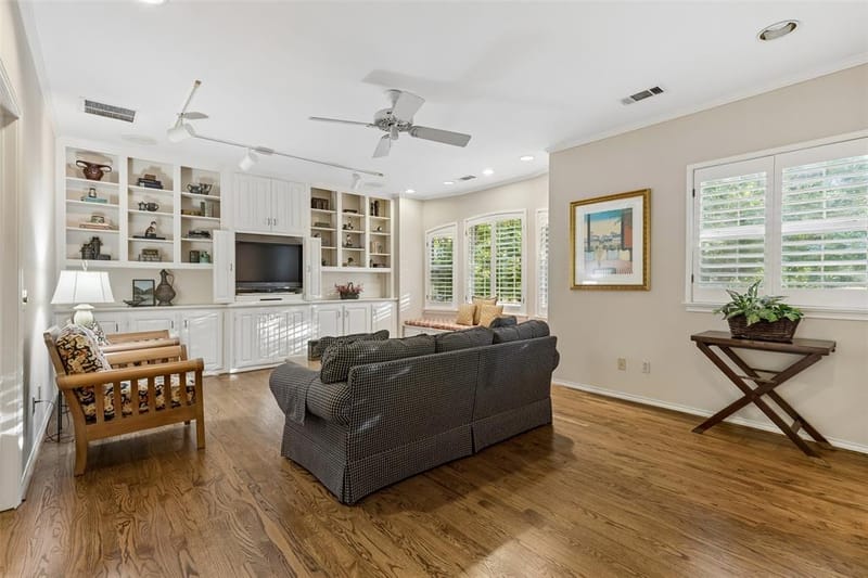 8732 Arbor Park Court, Dallas TX 75243 - Photo 23