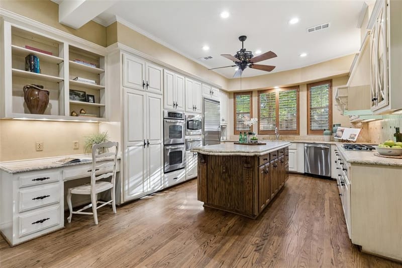 8732 Arbor Park Court, Dallas TX 75243 - Photo 13