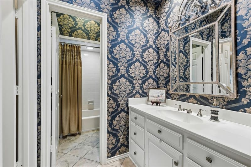 8732 Arbor Park Court, Dallas TX 75243 - Photo 22