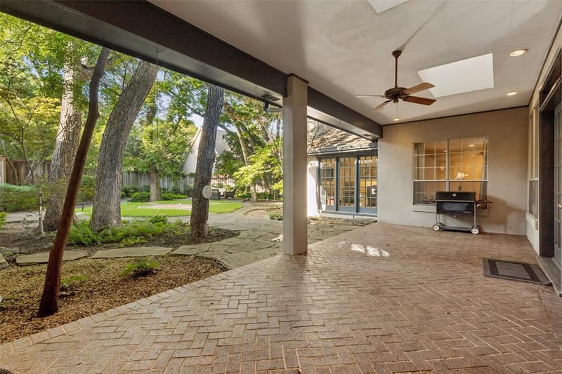 8732 Arbor Park Court, Dallas TX 75243 - Photo 36