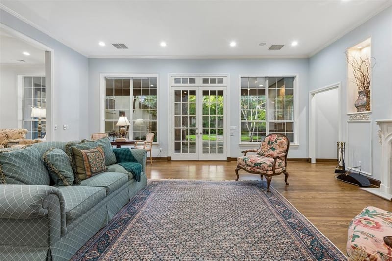 8732 Arbor Park Court, Dallas TX 75243 - Photo 11