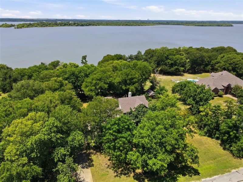 3101 W Oak Shores Drive, Cross Roads TX 76227 - Photo 2
