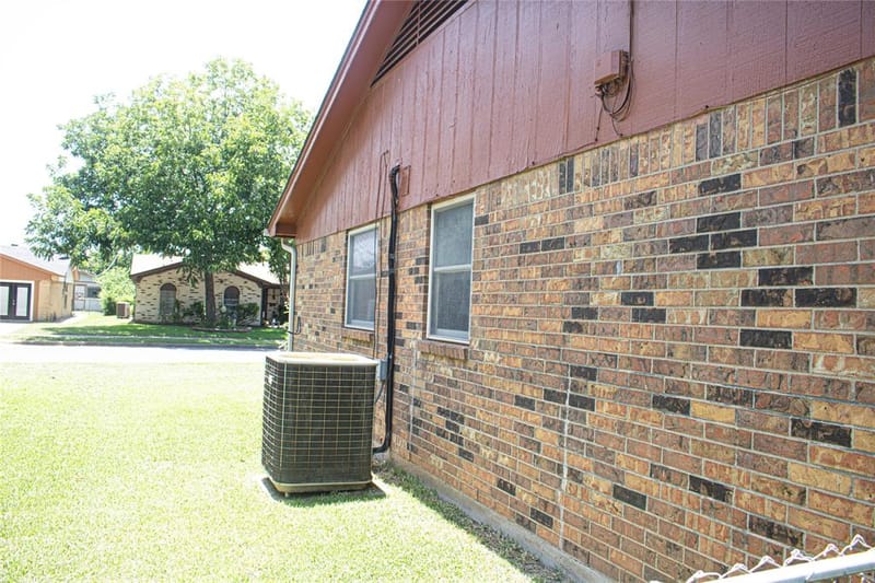 304 NW Suzanne Terrace, Burleson TX 76028 - Photo 6