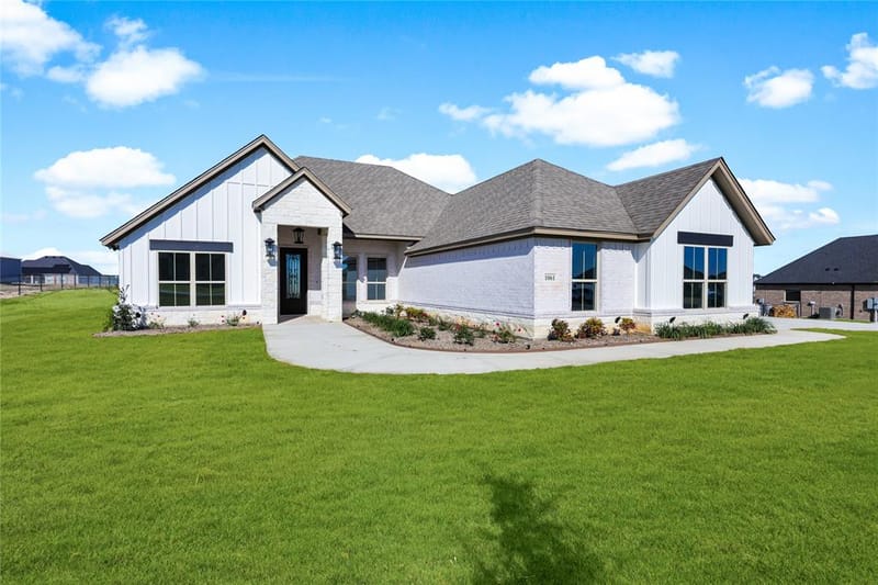 1061 Uplift Drive, Weatherford TX 76087 - Photo 2