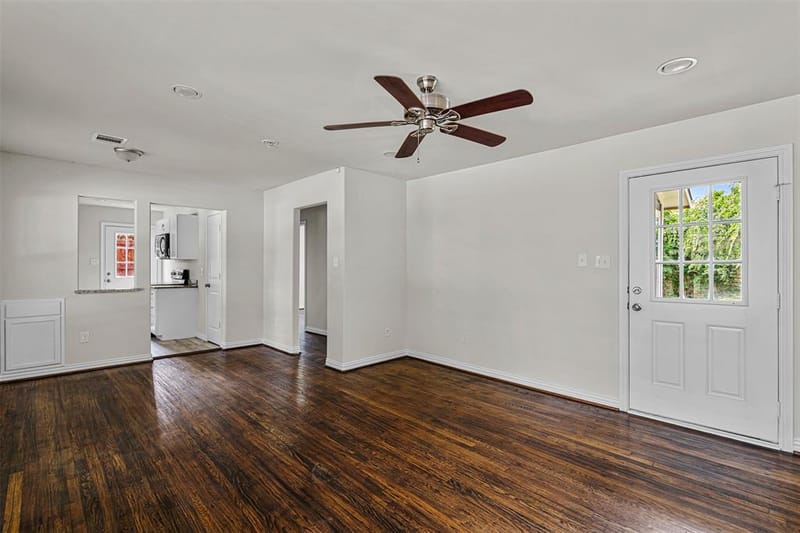 624 E Ellen Avenue, Hurst TX 76053 - Photo 6