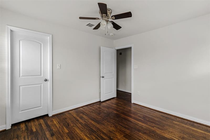 624 E Ellen Avenue, Hurst TX 76053 - Photo 16