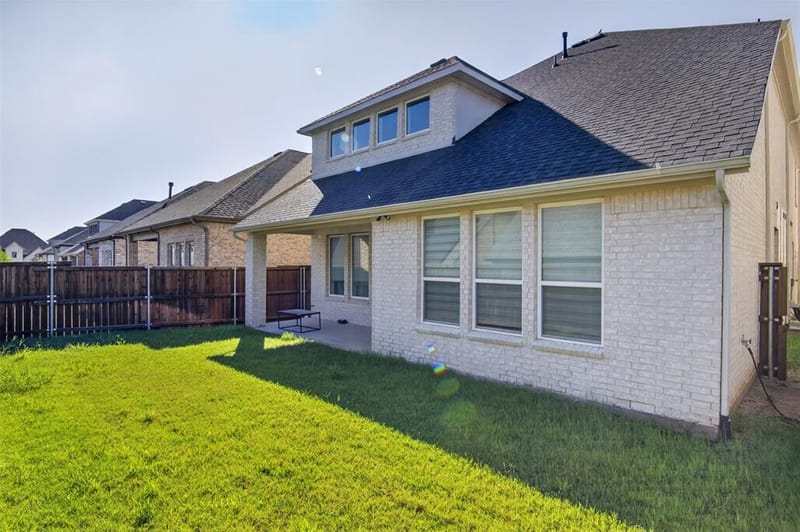 213 Scottish Way, Mansfield TX 76063 - Photo 7