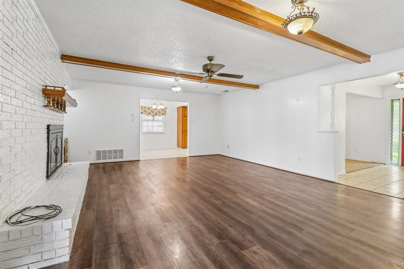 2030 Huntington Drive, Grand Prairie TX 75051 - Photo 10
