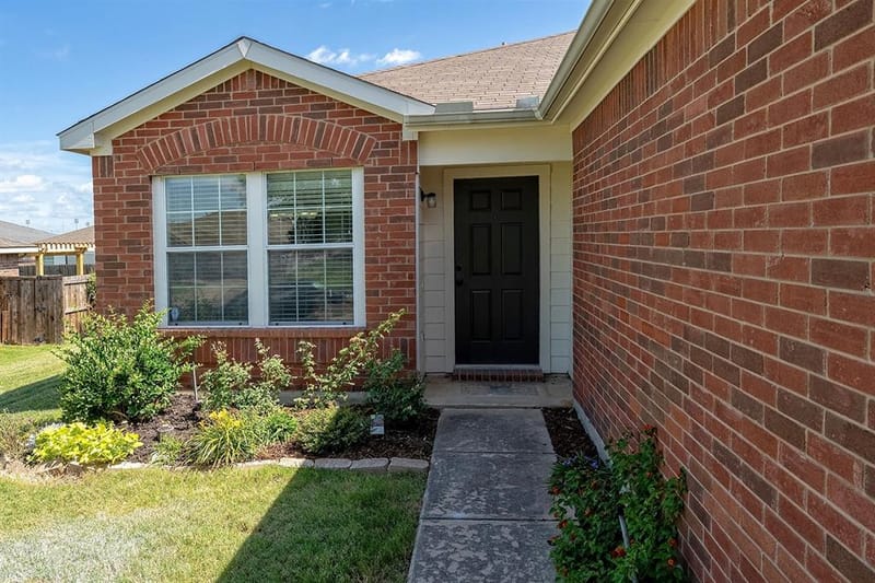 1219 Eagles Nest Trail, Krum TX 76249 - Photo 6