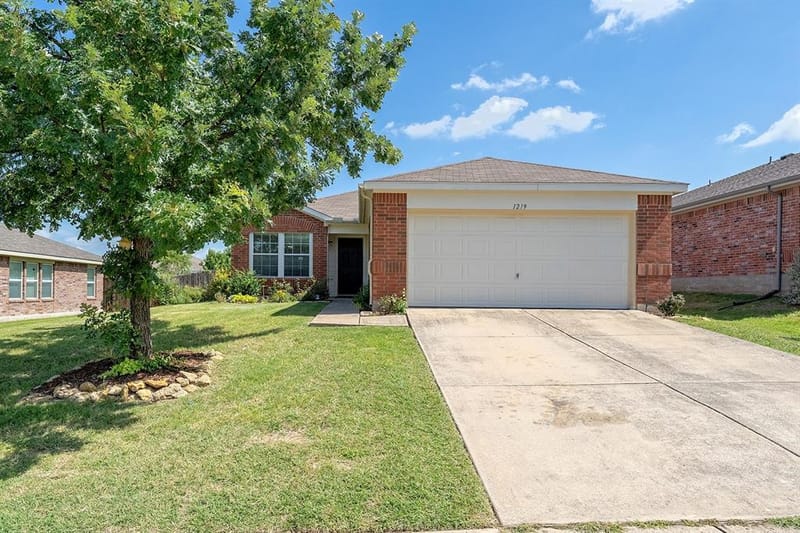 1219 Eagles Nest Trail, Krum TX 76249 - Photo 5