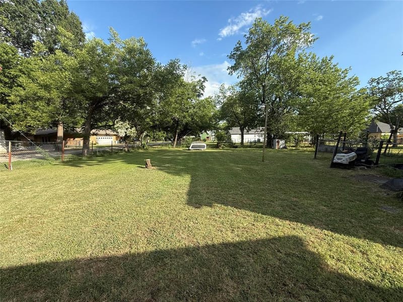601 SW 2nd Street, Kerens TX 75144 - Photo 23