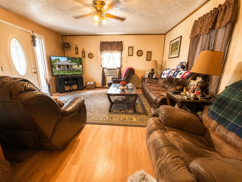 601 SW 2nd Street, Kerens TX 75144 - Photo 18