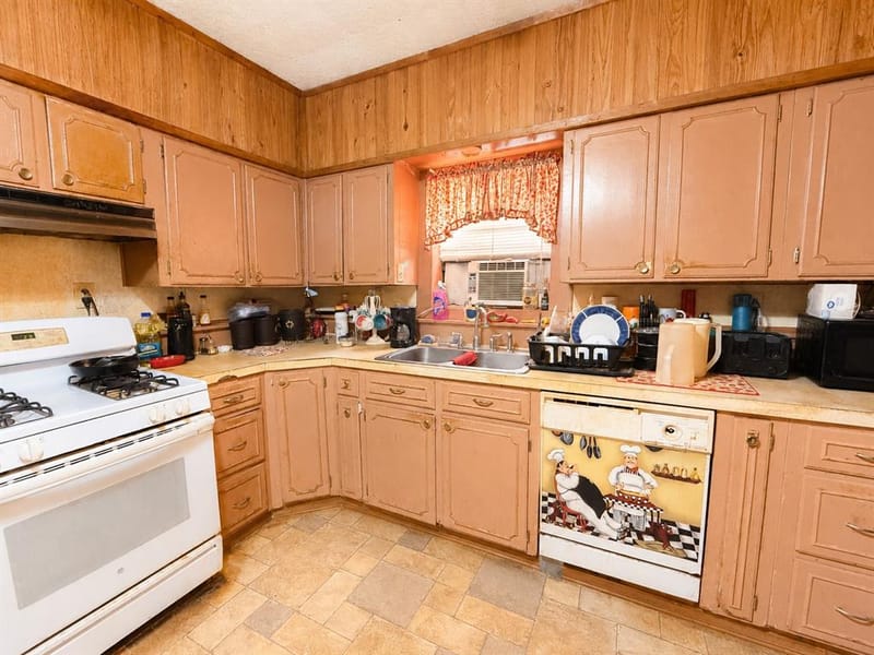 601 SW 2nd Street, Kerens TX 75144 - Photo 8