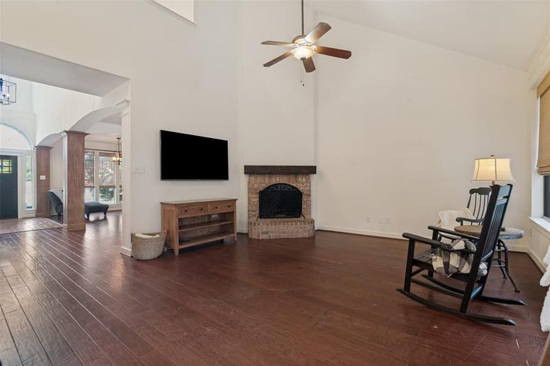 6914 Morningside Way, Sachse TX 75048 - Photo 9