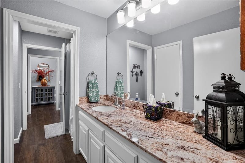 3913 Fairway Drive, De Cordova TX 76049 - Photo 6