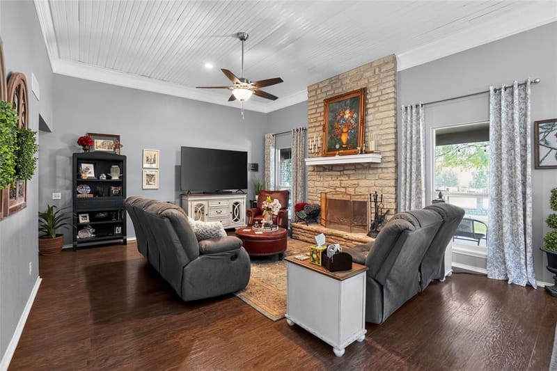 3913 Fairway Drive, De Cordova TX 76049 - Photo 12