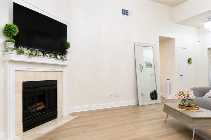 8909 Briarwood Drive, Rowlett TX 75088 - Photo 2