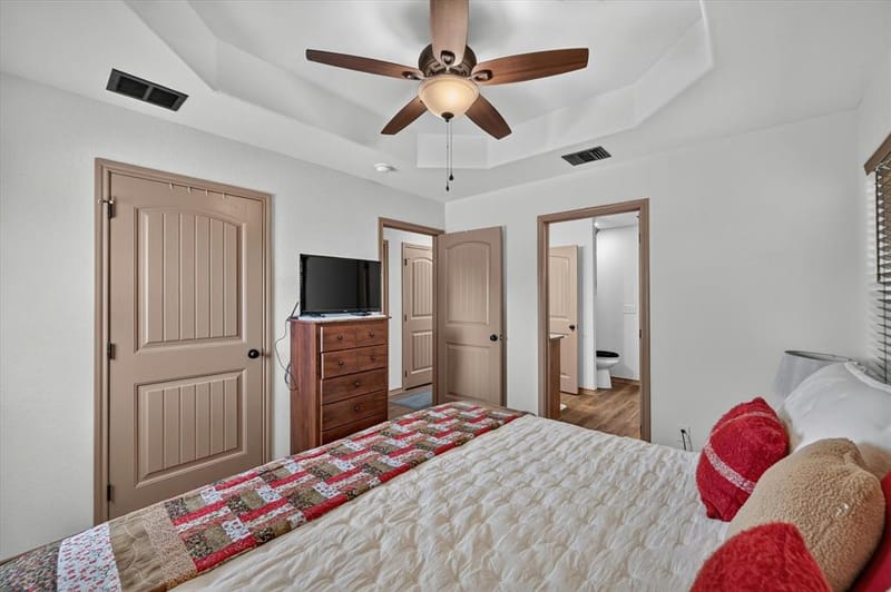 2615 Dove Trail, Granbury TX 76048 - Photo 16