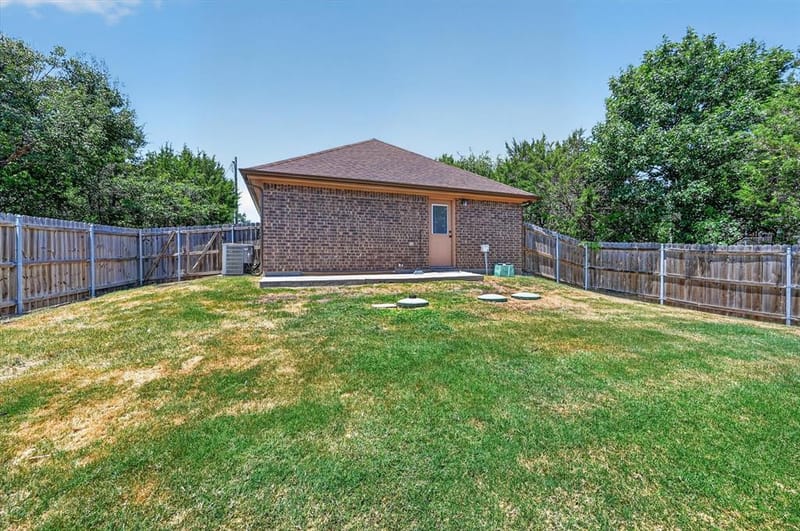 2615 Dove Trail, Granbury TX 76048 - Photo 28