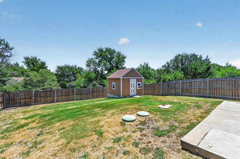 2615 Dove Trail, Granbury TX 76048 - Photo 25