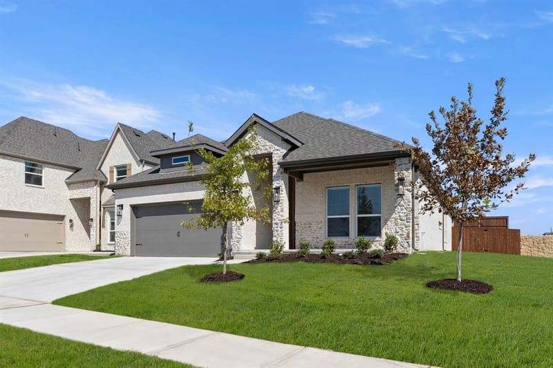 5316 Blue Cypress Drive, Fort Worth TX 76179 - Photo 2