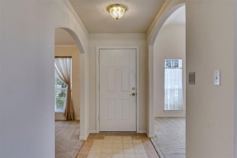 311 Northgate Drive, Waxahachie TX 75165 - Photo 2