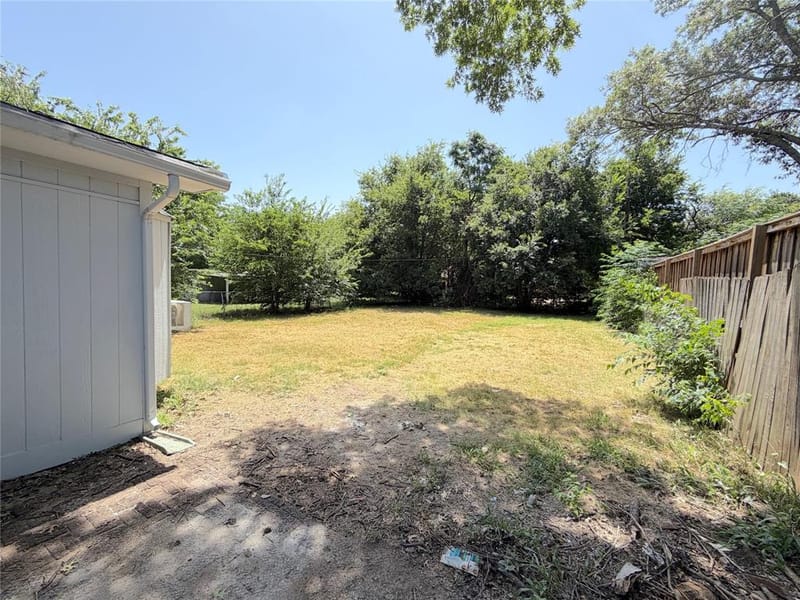 1508 N Hoard Avenue, Sherman TX 75090 - Photo 13