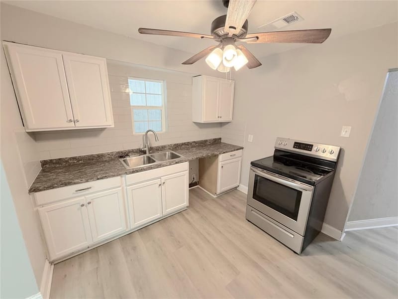 1508 N Hoard Avenue, Sherman TX 75090 - Photo 8
