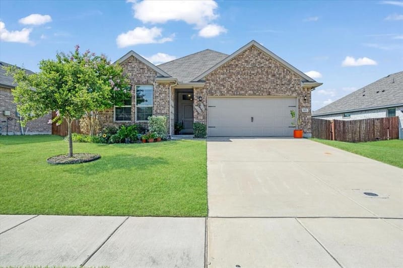 505 Vawter Drive, Van Alstyne TX 75495 - Photo 2
