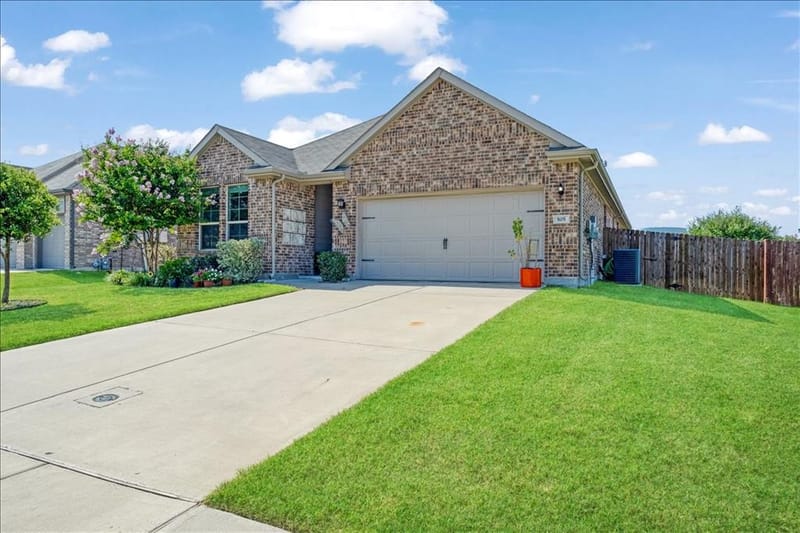 505 Vawter Drive, Van Alstyne TX 75495 - Photo 3