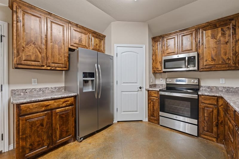 417 Nelson Street, Godley TX 76044 - Photo 9