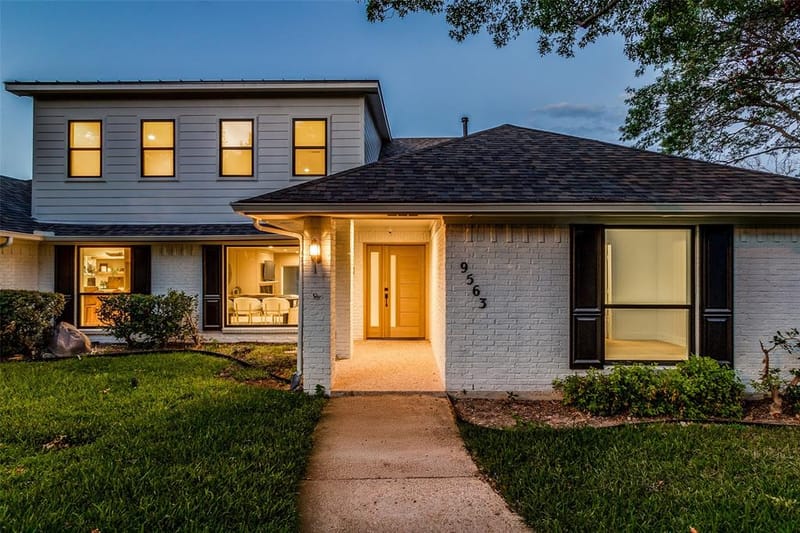9563 Windy Knoll Drive, Dallas TX 75243 - Photo 2