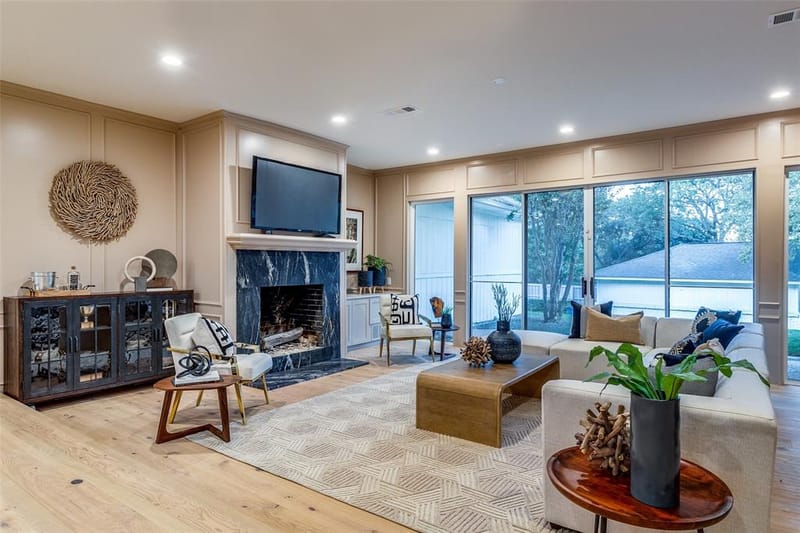 9563 Windy Knoll Drive, Dallas TX 75243