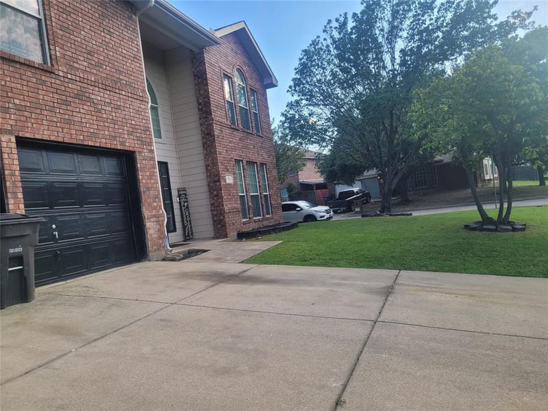 6920 Danieldale Drive, Fort Worth TX 76137 - Photo 5