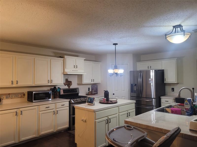 6920 Danieldale Drive, Fort Worth TX 76137 - Photo 11