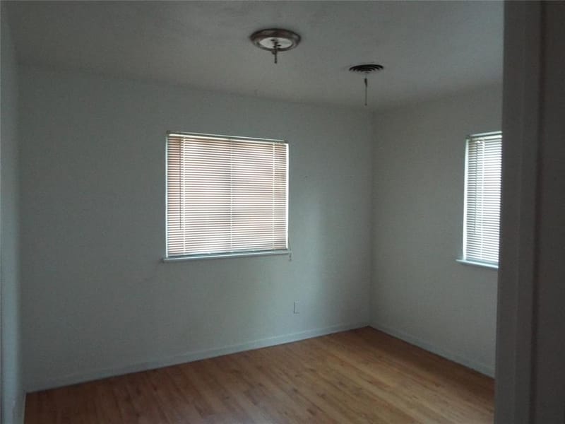 4228 Hardeman Street, Fort Worth TX 76119 - Photo 7